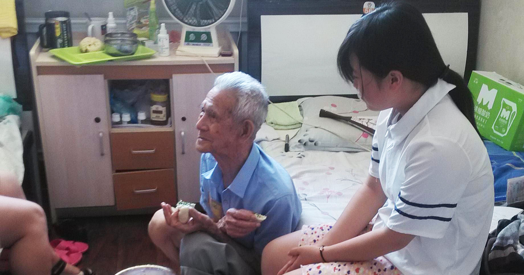 ʯ���Ӵ�W(xu��)�����L����(zh��n)�ϱ���(sh��)�`�أ�ʯ�����С����е�