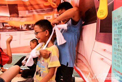 �Έ@��(hu��)����С�����ݾ�ģ�M������