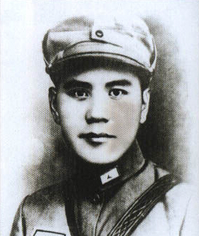 �����壨1902.7.4��1938.4.22������������Ӣ������ܰɽ���|����������������܊�܊�T����2܊6�����L�������܏��W(xu��)����Ҋ��ί�΅��c��������׃��׽�Y�Є�(d��ng)��1938������������S�Rռɽ�ڃ�(n��i)�ɹŰ��^�й�ꖿh�t�͗U�Ӵ��c��܊�^��Ѫ��(zh��n)��4��22���������岻�������������܊�����׼����������������������������e����׷�����(hu��)��1961�������ʡ��������׷�J(r��n)������������ʿ��2014��9�£���(j��ng)�h����������(w��)Ժ����(zh��n)�������屻����������������300����������Ӣ�Һ�Ӣ��Ⱥ�w�����