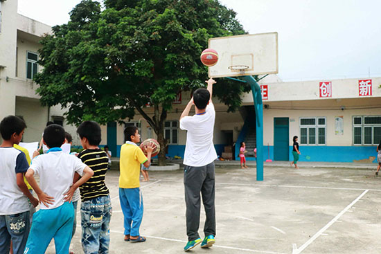 �V�|�t(y��)�ƴ�W��΢�m���ġ�����F��ڏV�|ʡ�����������(zh��n)ͬ��С�W֧����־Ը�߽oͬ��С�W�W�����w���n��