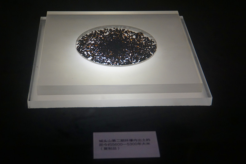 ���^ɽ�ڶ��ڭh(hu��n)����(n��i)���D�ľ��s5600-5300����ף�����Ʒ�����zӰ����־�ۣ�