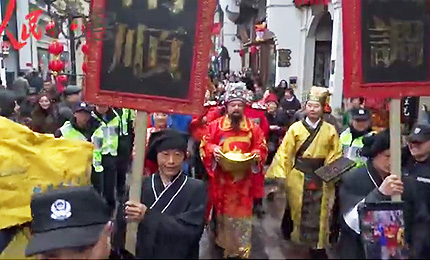 ҕ�l�������ӭؔ(c��i)�� ������_(k��i)��������������ݺӷ��֚vʷ�օ^(q��)��ӭ��(l��i)��һ��һ�ȵ�ӭؔ(c��i)��c�´����(d��ng)���mȻ������С��������׌���������οͺúõ��_(k��i)����һ�ء���Ԕ��(x��)�� 