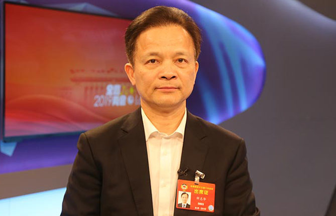 全國(guó)政協(xié)委員、中國(guó)工程院副院長(zhǎng)鐘志華：推進(jìn)工程教育改革與創(chuàng)新創(chuàng)業(yè)創(chuàng)造