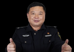 全國(guó)人大代表、黃山“守松人”