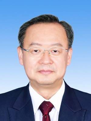 陳建文，男，漢族，1965年9月生，研究生學(xué)歷，中共黨員，現(xiàn)任人民日報(bào)社總編輯。