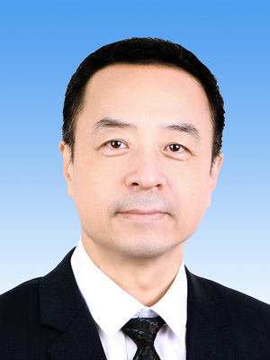 崔士鑫，男，漢族，1966年9月生，研究生學(xué)歷，中共黨員，現(xiàn)任人民日?qǐng)?bào)社副總編輯兼機(jī)關(guān)黨委書(shū)記。