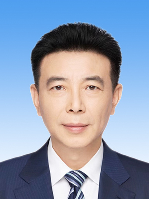 陳贄，男，漢族，1965年10月生，研究生學(xué)歷，中共黨員，現(xiàn)任人民日報(bào)社編委委員、海外版編輯部總編輯。