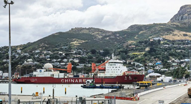 “雪龍”號(hào)在新西蘭舉行公眾參觀活動(dòng)